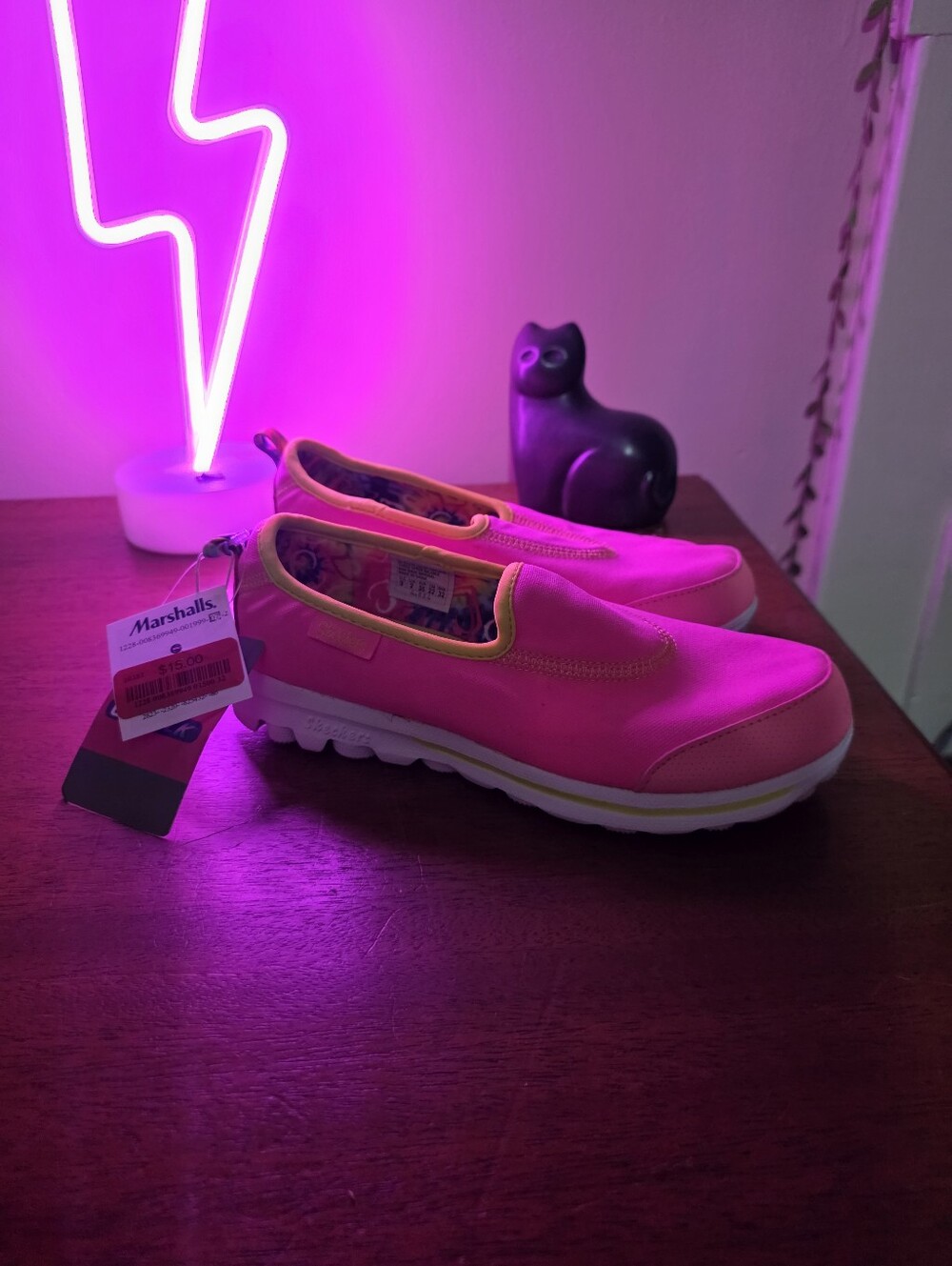 Skechers Kids GoWalk Slip-On Sneakers - Hot Pink with White Sole NWT🤩